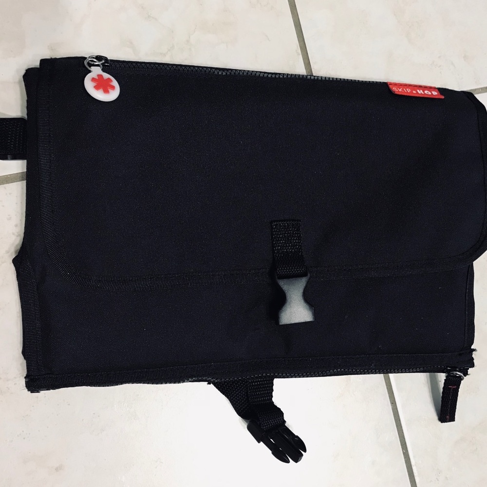 Skip Hop Portable Changing Mat